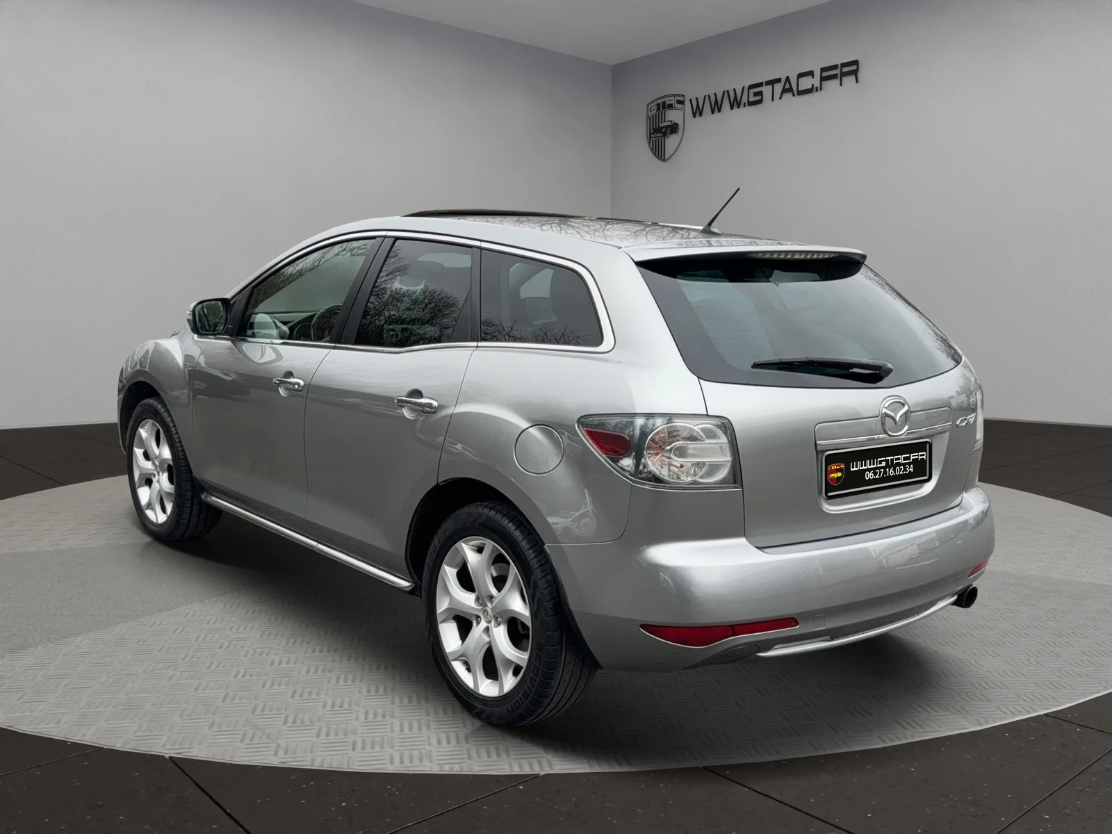 Simplimmat, la nouvelle application mobile qui simplifie les démarches lors de la vente et l'achat d’un véhicule d’occasion